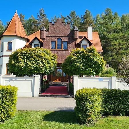 Krysztalowy Dworek Hotel Zbychowo Eksteriør billede